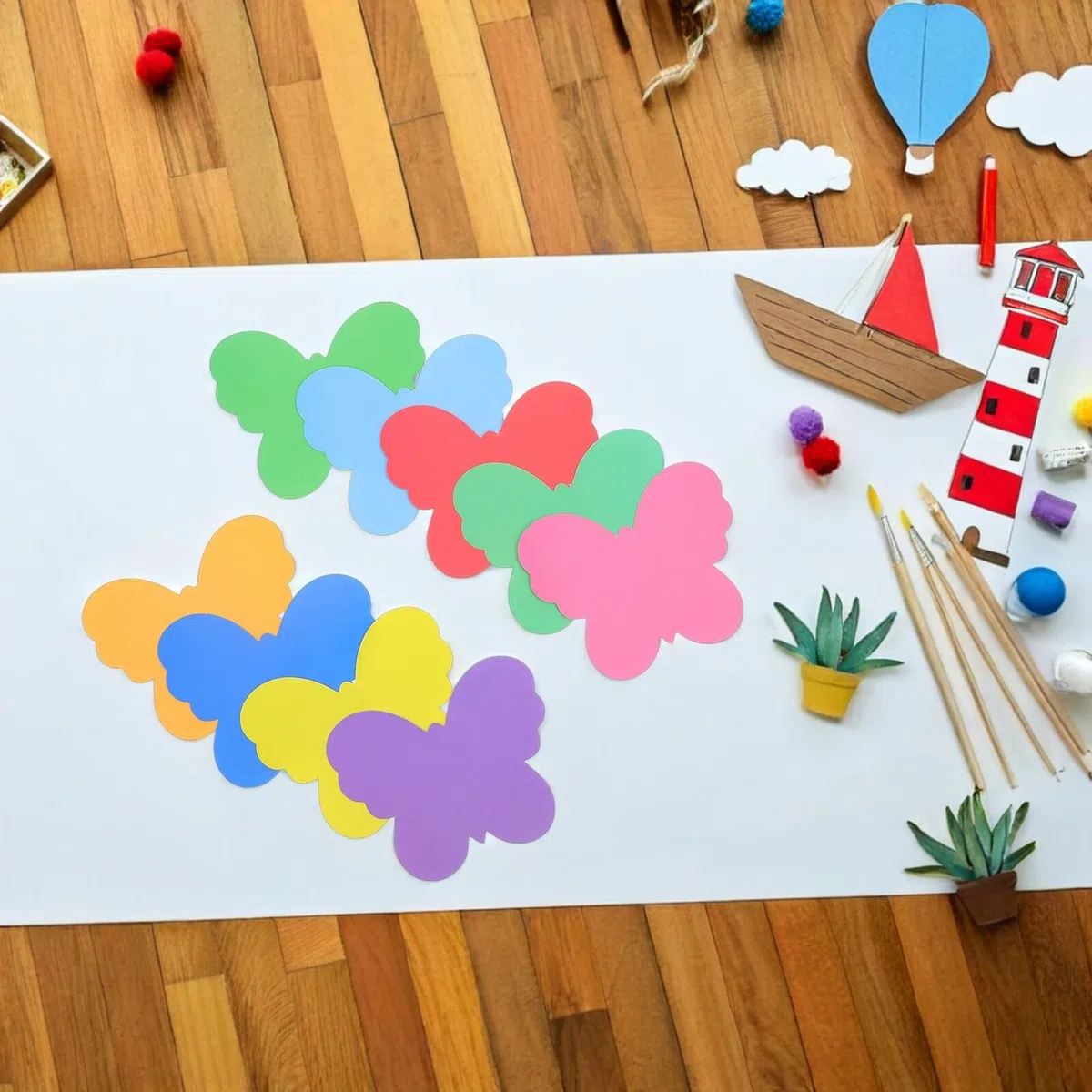 108 Stück Schmetterlings Papierausschnitt für Klassenzimmerdekoration Bunte Papier Schmetterlinge in 9 Farben Selbstgemacht Bastelset für Pinnwandgestaltung