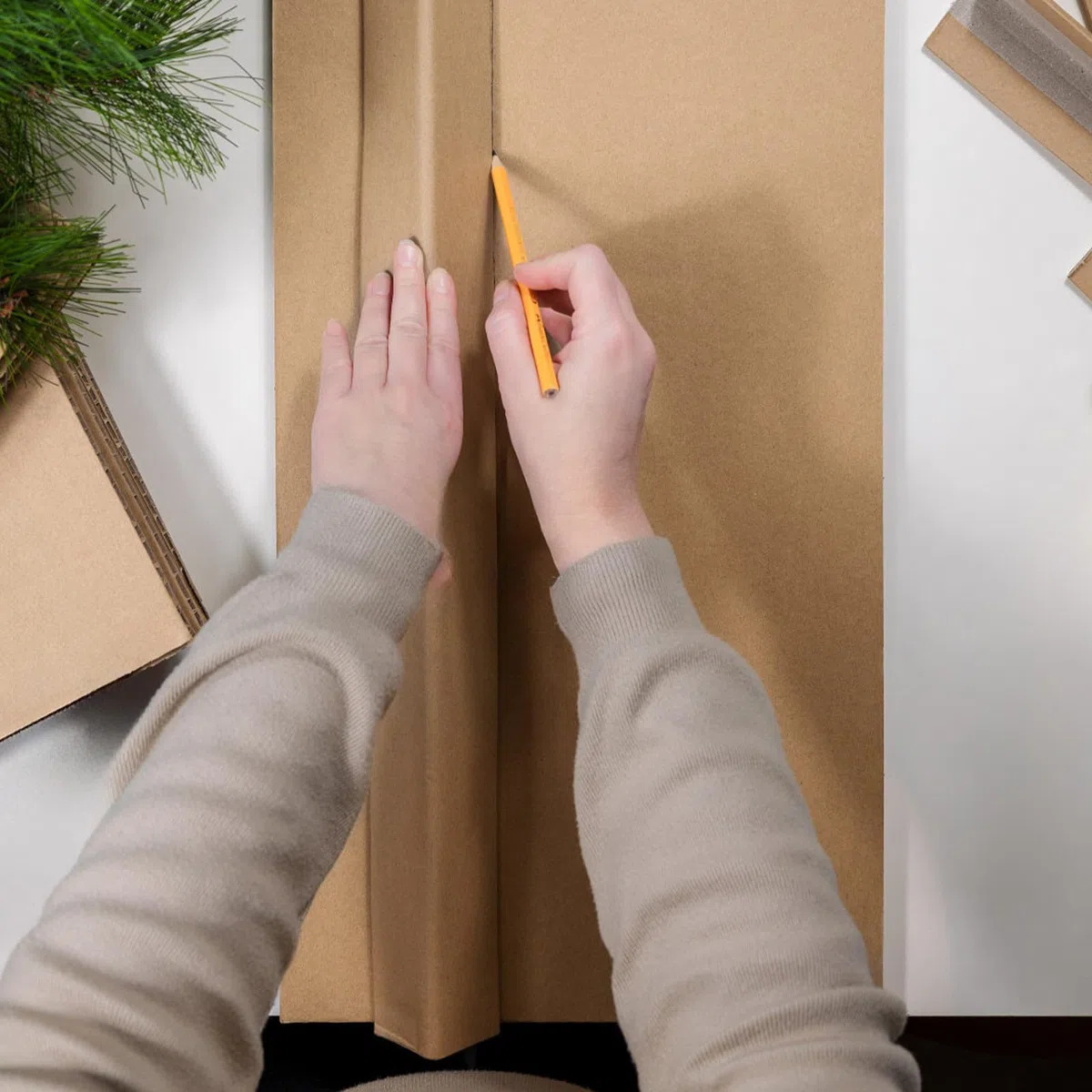 NUOBESTY Wellpappenrolle 12 X 197 Zoll Einseitig Gewellt als Bastelset und Verpackungslösung für Diy Karton ZubehöR Braun Versand
